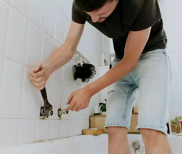 Affordable Bathtub Faucet Replacement in Cleburne: Choose Experienced Local Technicians