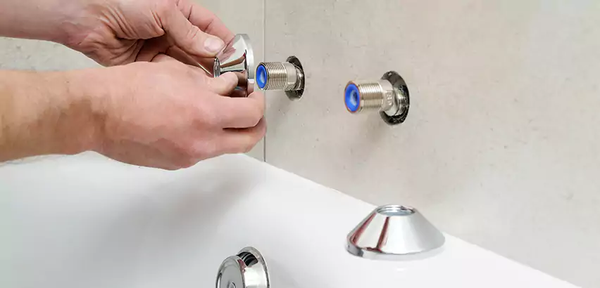 Bathtub Faucet Diverter Replacement in Cleburne