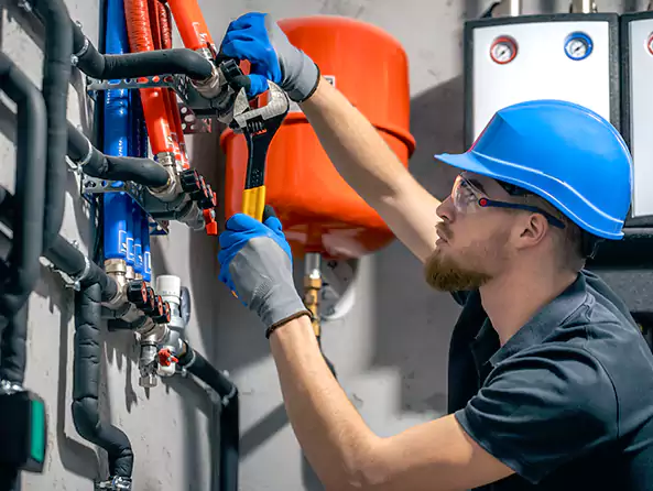 Why Choose Cleburne Plumbers for Gas Water Heater Installation in Cleburne, TX